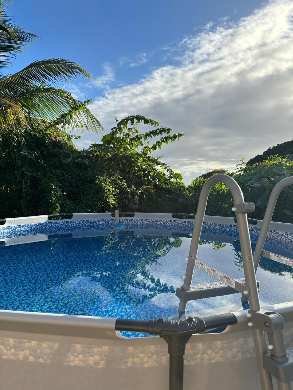 La Jemeli Hotel Grand-Bourg  Luaran gambar